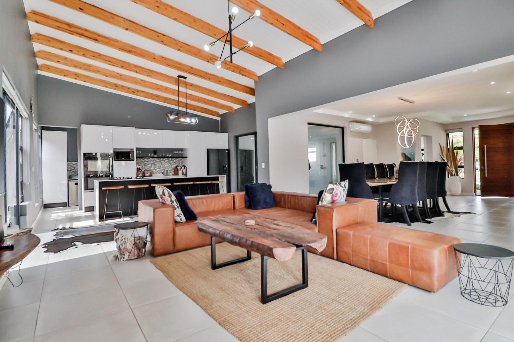 House Of Bongekile 4 Bed Luxury Home In Malelane Malalane Exterior photo